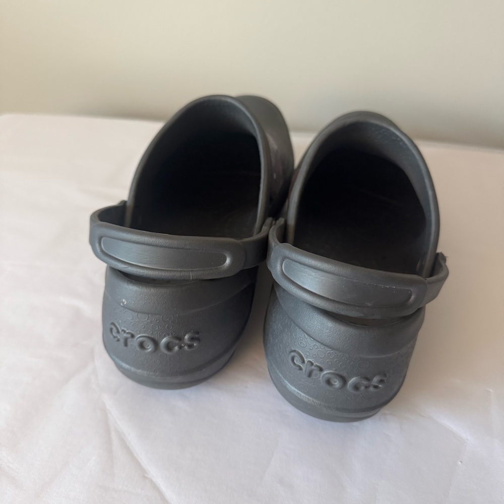 CROCS Size 9 Women’s Black and Purple Floral Clogs - Picture 3 of 5